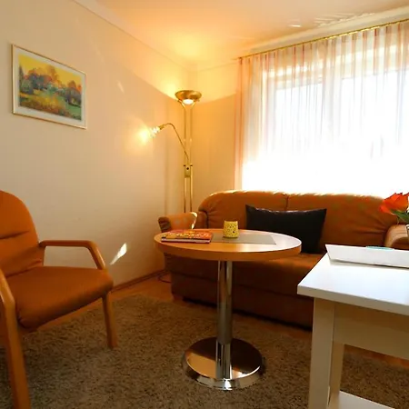 Pensjonat Gaestehaus Hoeferlin 3*